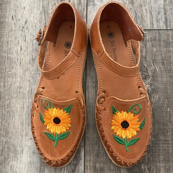 Huaraches - Picture 4 of 6